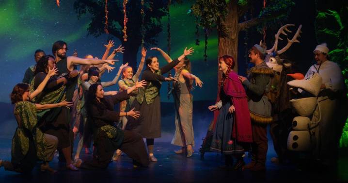 Fort Wayne Civic Theatre brings magic to Arts United Center with 'Frozen'