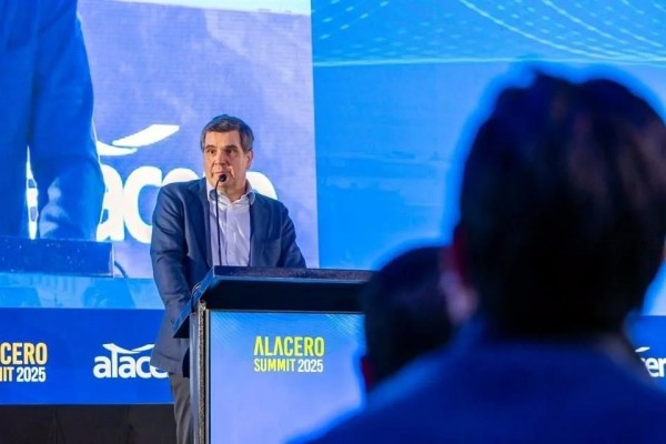 Arremete contra China sector acerero de AL