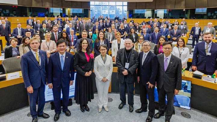 China advierte seriamente a la Unión Europea sobre su relación con la Asociación Interparlamentaria