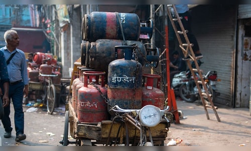 Commercial LPG cylinder price cut by ₹5, ATF rates hiked by 1%