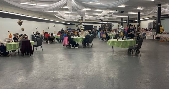Frankfort nonprofit spreads love through Thanksgiving meal and community support