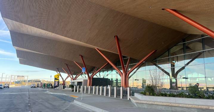 Pittsburgh International Airport sets opening date for new terminal