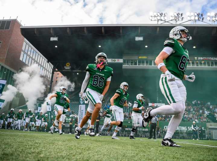 Undefeated Montana runs over Portland State 63