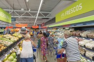 Mercadona, Carrefour, Lidl... consulta qué tiendas abrirán el 1 de noviembre en Cantabria y el resto de España