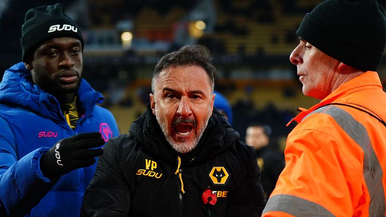Vitor Pereira sacked as Wolves manager just weeks after signing new contract, as club remains winless and bottom of the Premier League