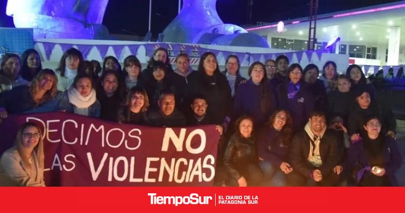 Caleta Olivia Vigilia por el Día de la no violencia contra mujeres