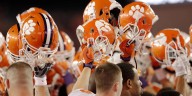 Tigers Outlast No. 19/21 Louisville for 20