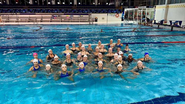 "Hay mucha vida en la piscina del Parque del Oeste"