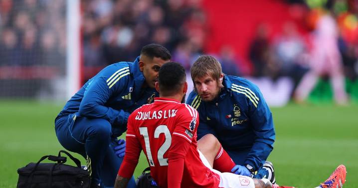 Nottingham Forest suffer big injury concern during key Man United clash