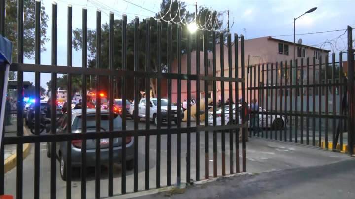 Familia se Intoxica al Interior de Unidad Habitacional de Iztapalapa, en CDMX; Hay Dos Muertos