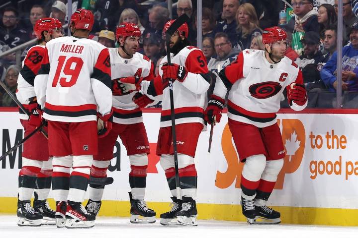 Deadspin | Jordan Staal nets a pair to lift Hurricanes over Jets