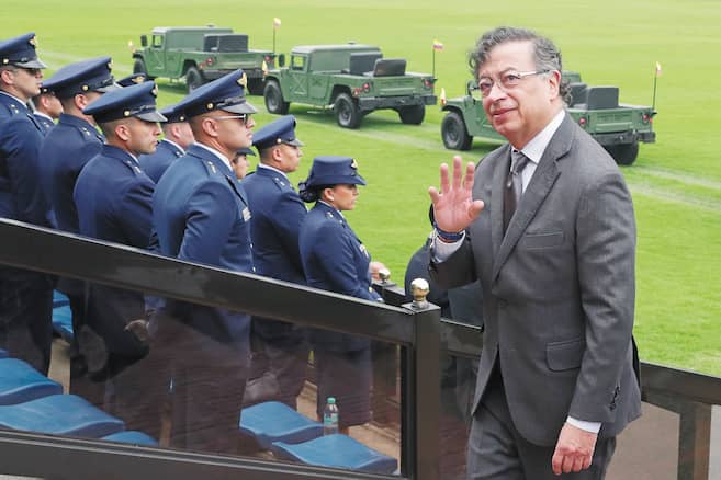 Presidente Petro respondió a cuestionamientos de la Defensoría por bombardeo en Guaviare