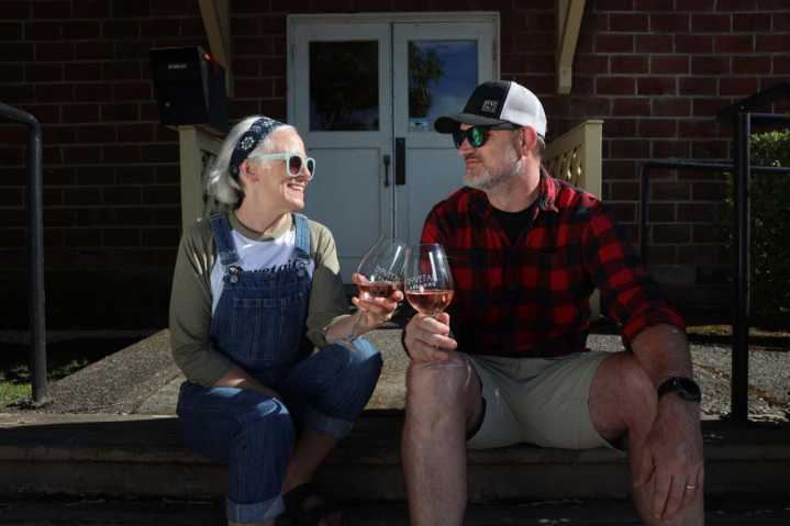 Dovetail Cellars tasting room pairs wine with socializing