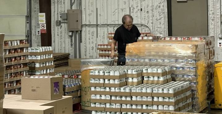 Beshear optimistic some Kentuckians will have full SNAP benefits restored by mid