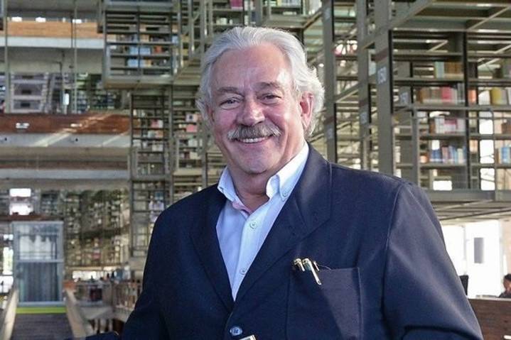 Escritor mexicano Gonzalo Celorio gana el Premio Cervantes 2025