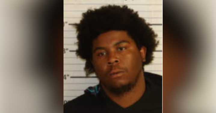 Trooper injured after chasing Nissan going 130 mph down Sam Cooper