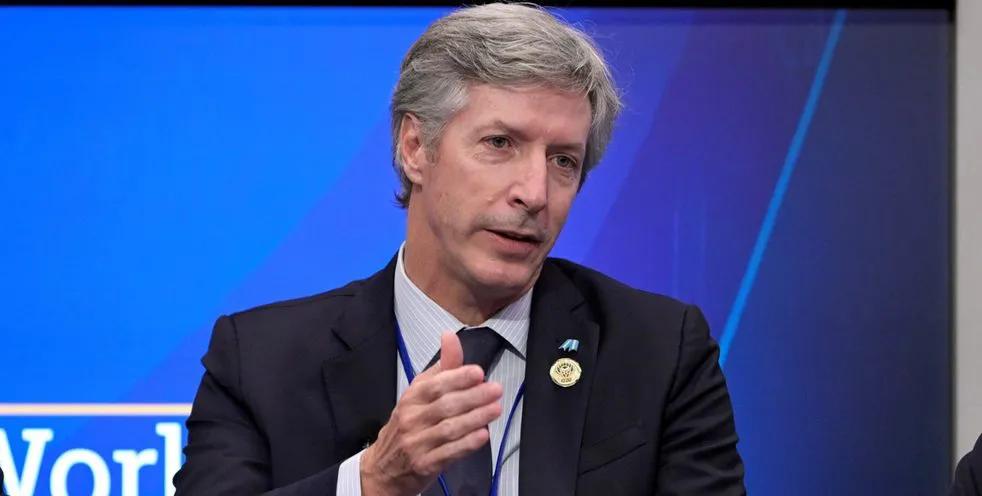 Cepo cambiario: qué va a pasar con las restricciones, el giro de dividendos y las expectativas de un 2026 sin controles