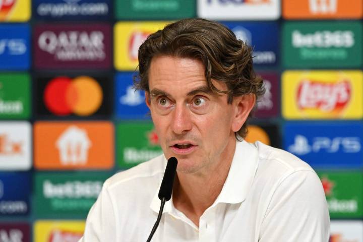 Tottenham's Thomas Frank: I spoke with Manchester United and Chelsea on the same day