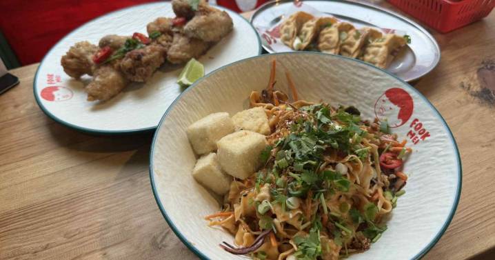 Cafes, bars, and restaurants near Glasgow Green Christmas market