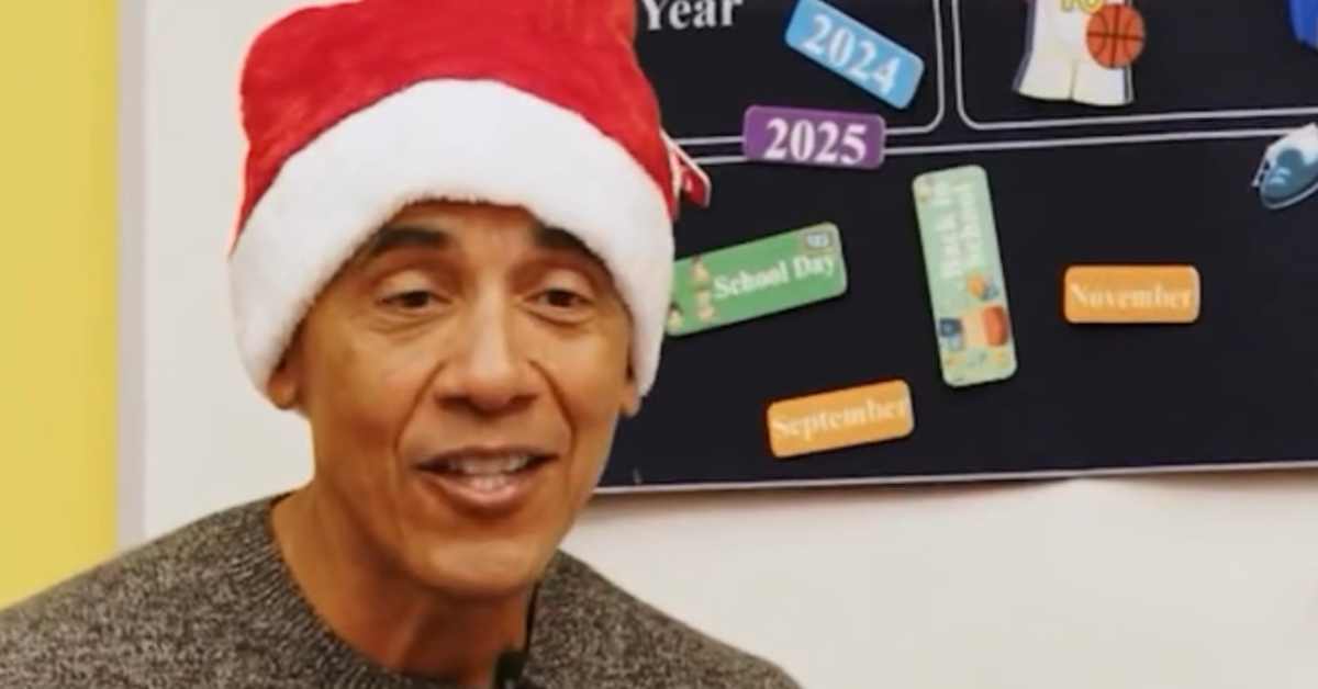 Trump Amplifies Post Calling for Obama’s Imprisonment