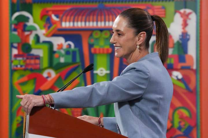 Lo juzgado, juzgado; resuelvan pendientes, dice Sheinbaum a Corte