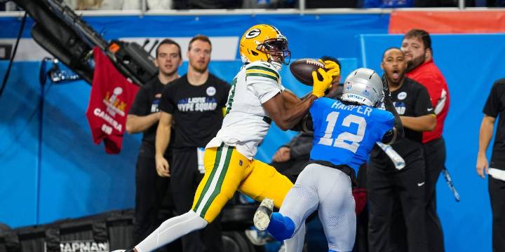 Love matches career high with 4 TD passes, powering Packers to 31