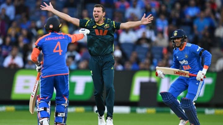 AUS vs IND, Live: India snap their toss curse and opt to bowl