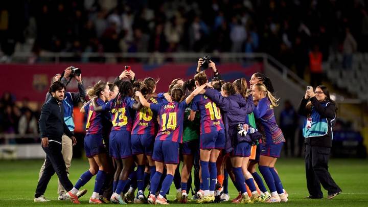 Barcelona golea y ratifica dominio histórico en Clásico femenil
