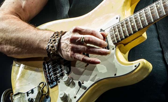 Legendary rock guitarist cancels tour for ‘medical reasons’