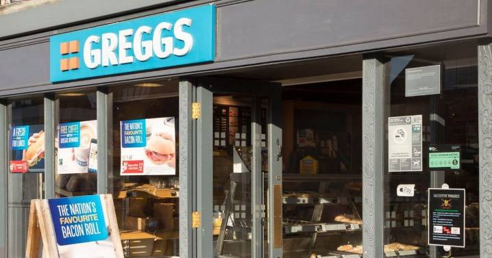 I wish I'd tried the 'new' Greggs 2025 Christmas bake much sooner