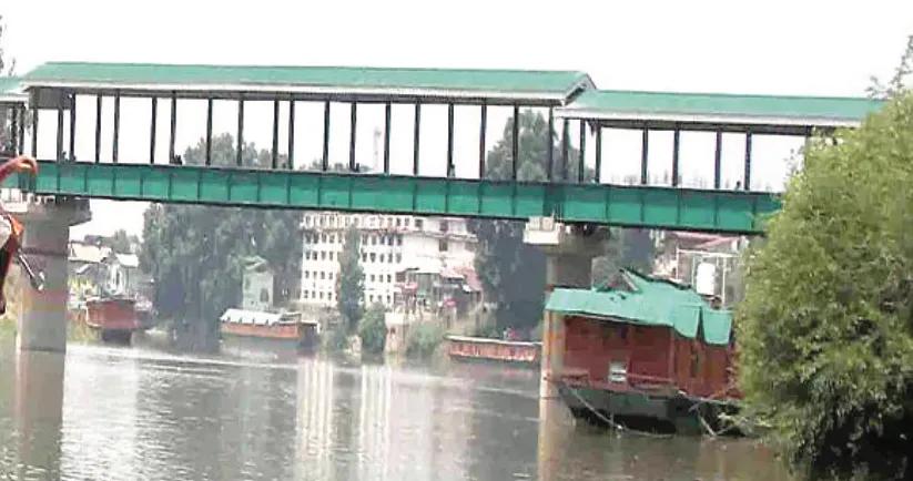 The Question of a Bridge Across the Jhelum