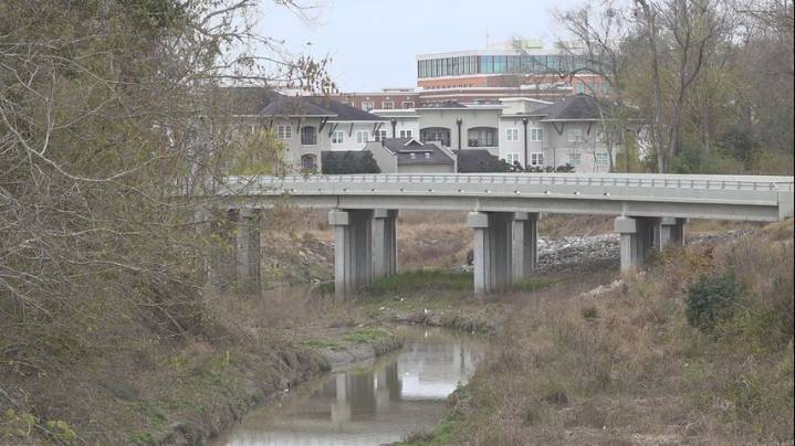 Construction begins on railroad underpass, pump station along Mall of Louisiana Boulevard