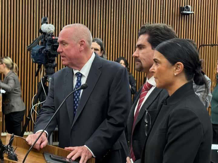 Felon Bobby George, who tried to strangle his girlfriend, sends critics empty lawsuit threats