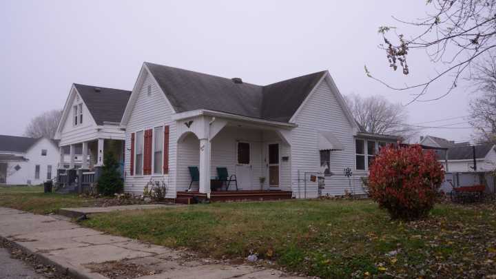 911 call sheds light on moments that preceded fatal police shooting