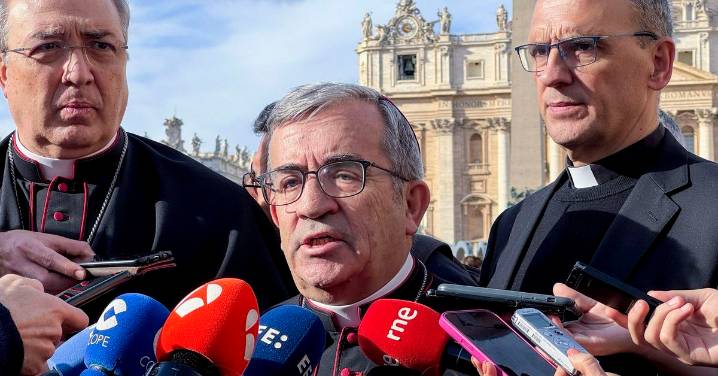 La Conferencia Episcopal informa al Papa sobre el caso del obispo de Cádiz: "Pudiera aceptar su renuncia próximamente"