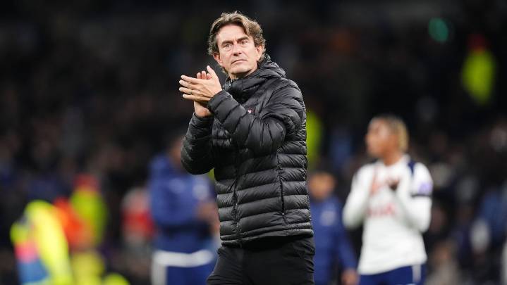 Tottenham boss Frank plays down Van de Ven, Spence snub