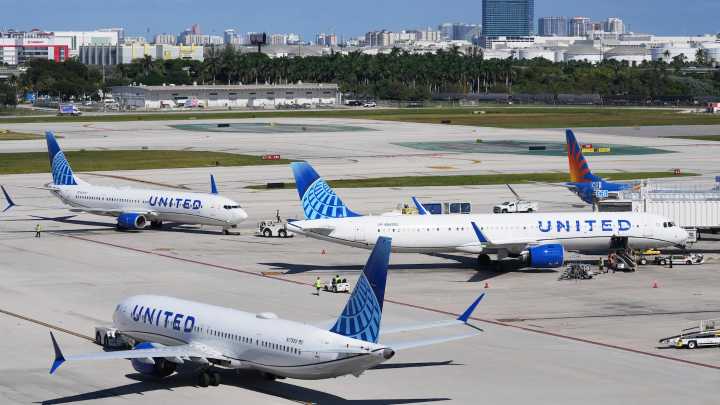 FAA ends shutdown-related flight restrictions, allowing airlines to resume schedules