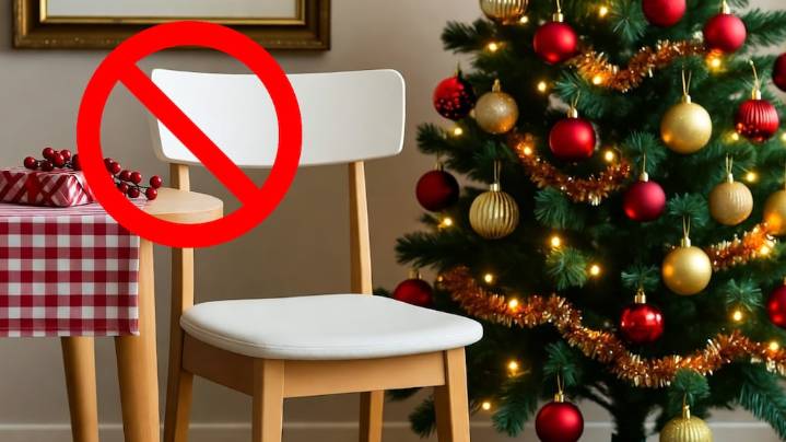Adiós a las sillas sin decorar en Navidad: la nueva tendencia elegante y práctica para este 2025