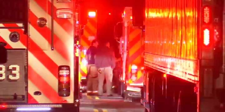 Crews respond to barn fire in Greenville County, officials say