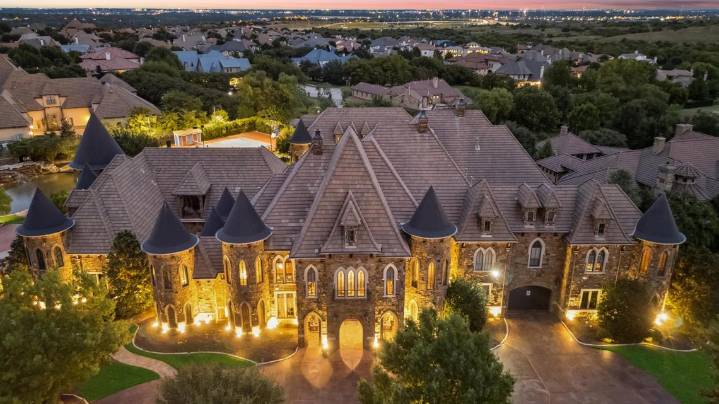 North Texas 'castle estate' mansion built by Rangers co