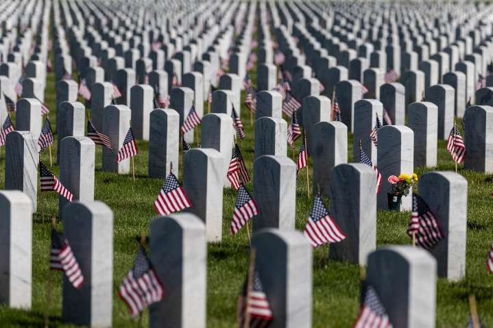 Government shutdown a factor in decision to cancel Veterans Day ceremony at Great Lakes National Cemetery