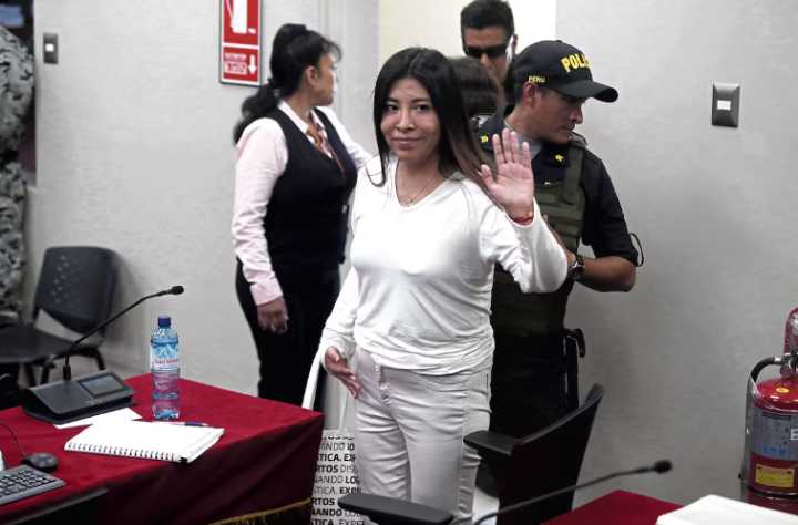 Perú rompe relaciones con México