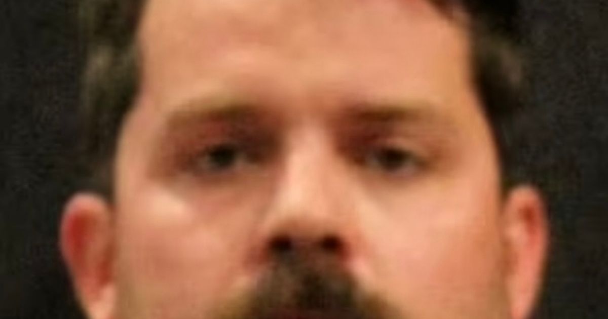 Dad who left daughter to die in hot car dies day he was due to be jailed