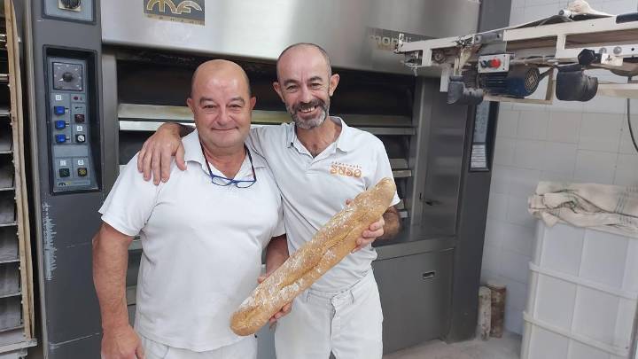 Tapia se queda huérfana de pan: cierra Suso, la última panadería de la capital del concejo