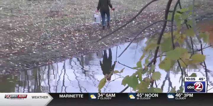 Green Bay Conservation Corps organizes Halloween cleanup of East River and Baird Creek