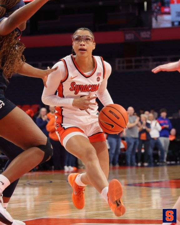 Syracuse women's basketball opens season with win over Stony Brook