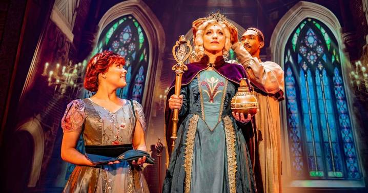 Stars on ice: Aquarius takes ‘Frozen’ to new heights