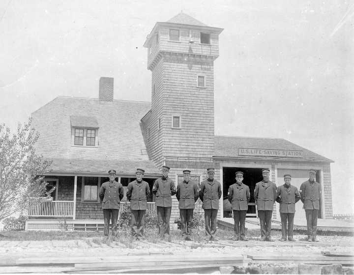 How this U.P. life station saved 14 people from the ‘graveyard of the Great Lakes’