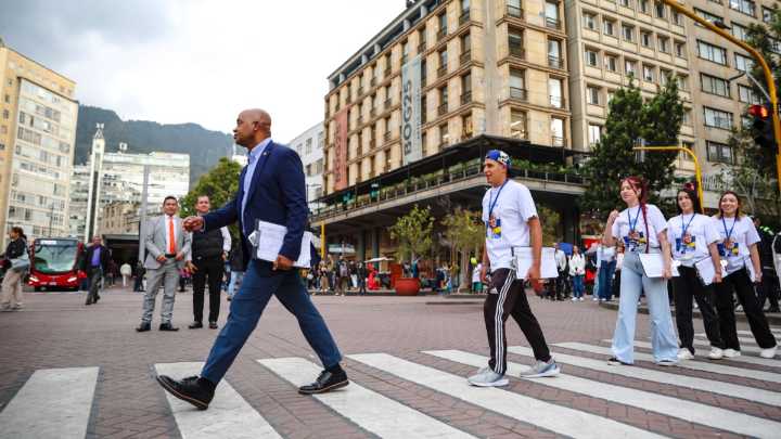 Luis Gilberto Murillo anunció que su movimiento ciudadano superó las 500.000 firmas validadas de cara a la inscripción de su candidatura presidencial