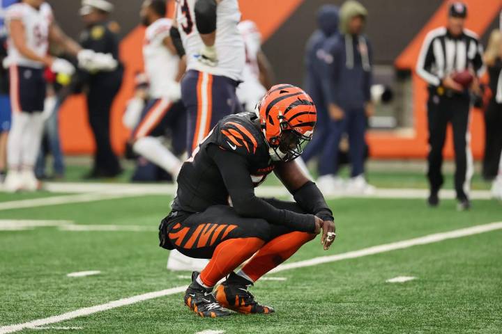 Bengals offense's frustration boils. Where's the fire from a historically bad defense?